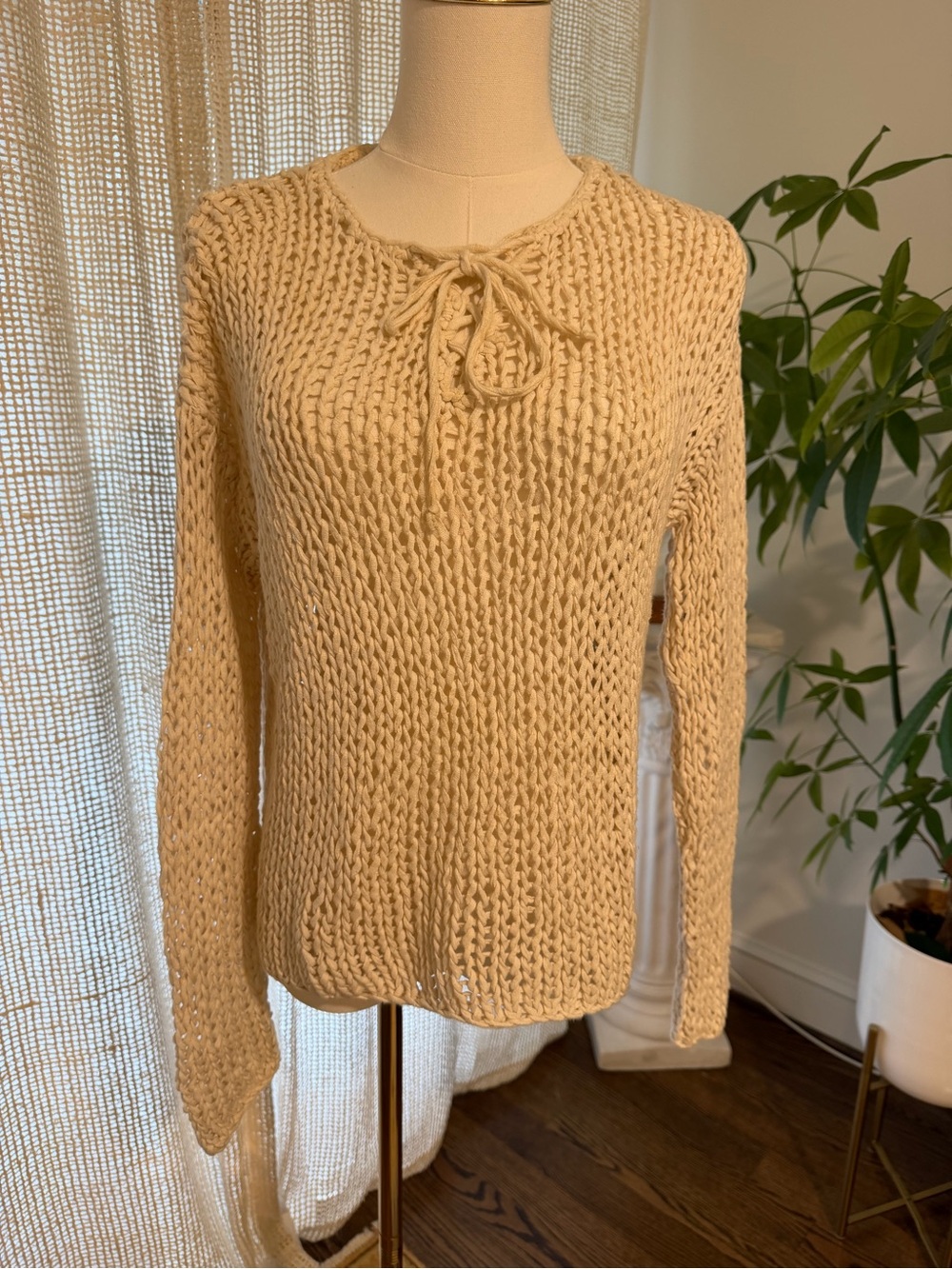 Vince Cream Open-Weave hand knitted Tie-Neck Sweater